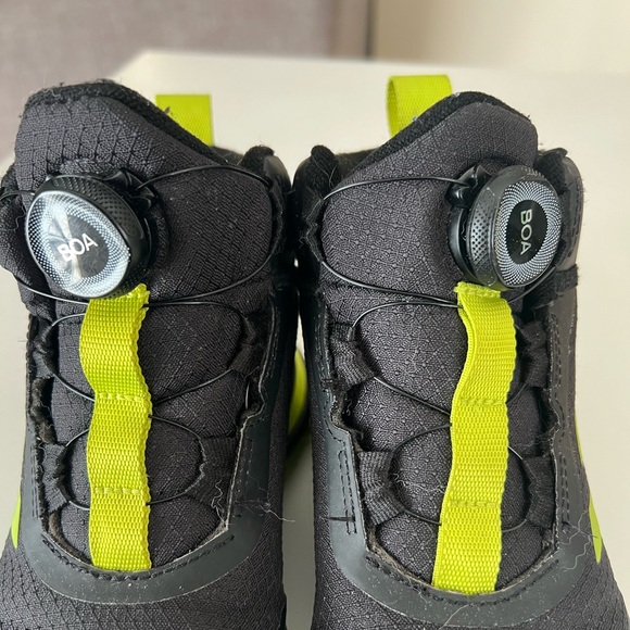 Adidas Boa Boots Reflective Big Kids Size 3 - Picture 5 of 7